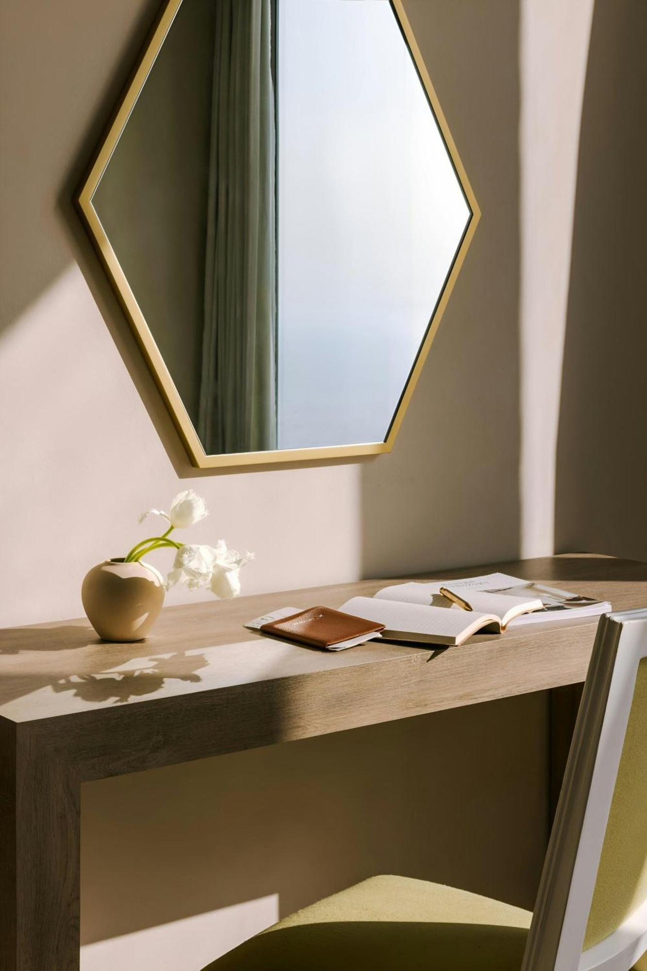 Sonder By Marriott Bonvoy Jbr The Walk Apartments Дубай Екстериор снимка