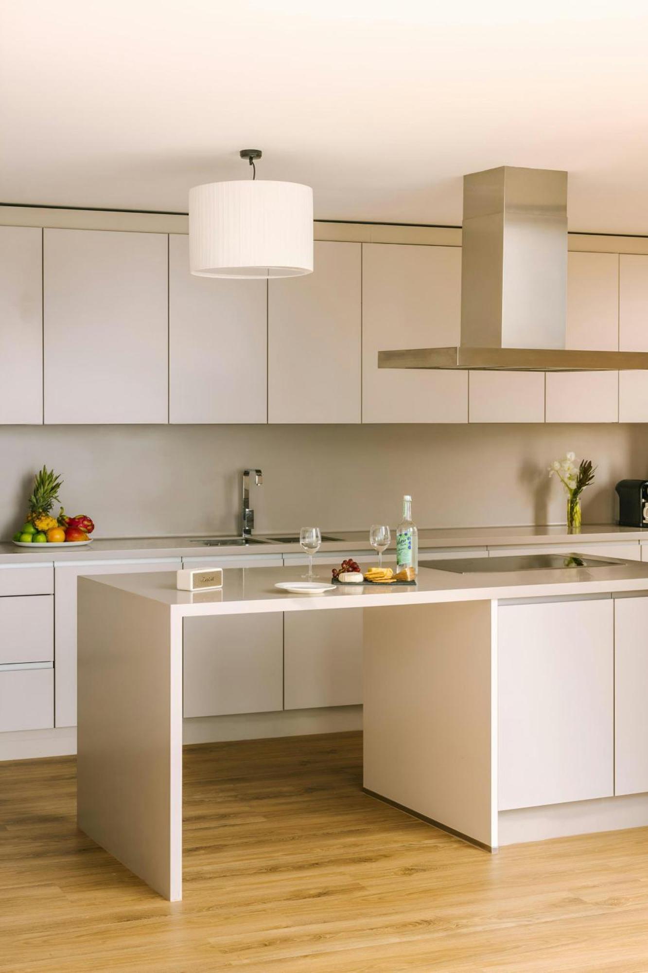 Sonder By Marriott Bonvoy Jbr The Walk Apartments Дубай Екстериор снимка